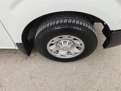 2016 Nissan NV 2500 HD SV   - Photo 17 - Wylie, TX 75098