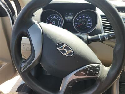 2016 Hyundai ELANTRA SE   - Photo 9 - Wylie, TX 75098