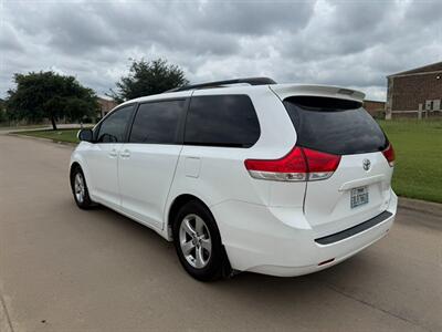 2013 Toyota Sienna LE 7-Passenger One Owner - Photo 3 - Wylie, TX 75098