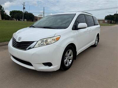 2013 Toyota Sienna LE 7-Passenger One Owner - Photo 15 - Wylie, TX 75098