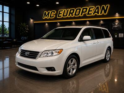 2013 Toyota Sienna LE 7-Passenger One Owner - Photo 1 - Wylie, TX 75098