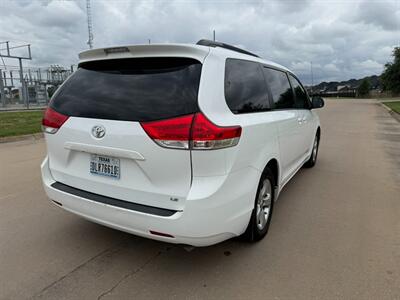2013 Toyota Sienna LE 7-Passenger One Owner - Photo 14 - Wylie, TX 75098