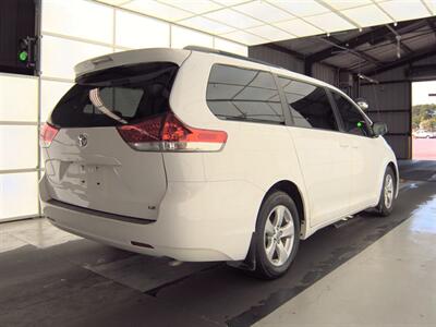 2013 Toyota Sienna LE 7-Passenger One Owner - Photo 3 - Wylie, TX 75098