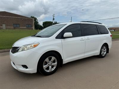 2013 Toyota Sienna LE 7-Passenger One Owner - Photo 8 - Wylie, TX 75098