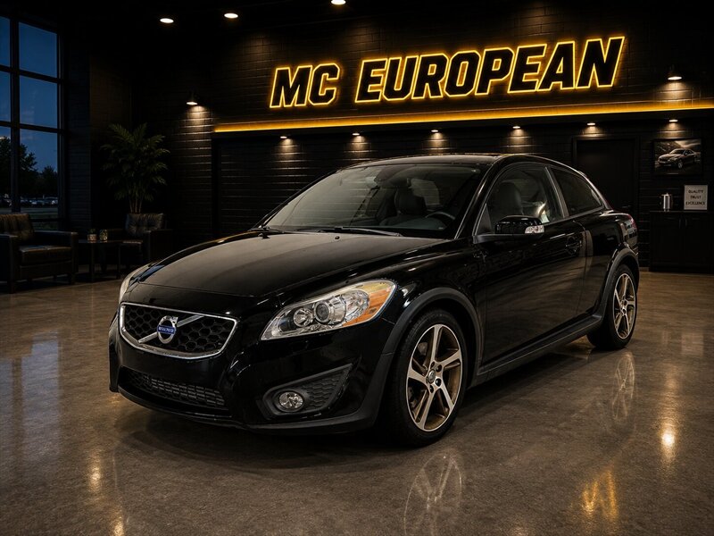 2013 Volvo C30 T5   - Photo 1 - Wylie, TX 75098