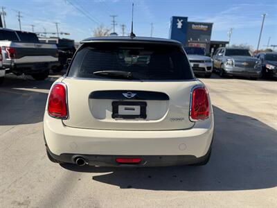 2018 MINI Hardtop 2 Door Oxford Edition 79035 Miles   - Photo 18 - Wylie, TX 75098