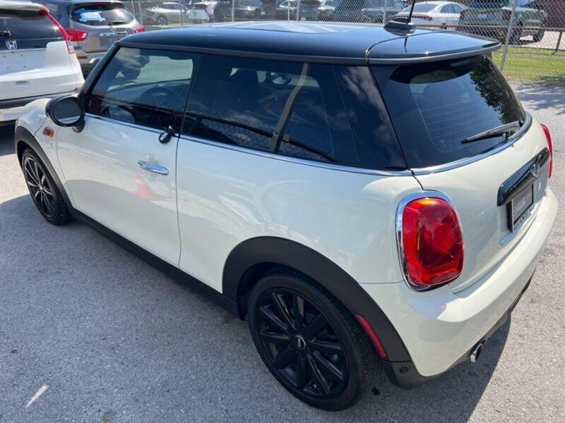 2018 MINI Cooper Oxford Edition's photo