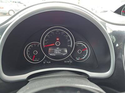 2014 Volkswagen Beetle R-Line 77k 6 SPEED MANUAL - Photo 10 - Wylie, TX 75098
