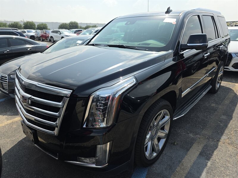 2015 Cadillac Escalade Luxury ONE OWNER   - Photo 1 - Wylie, TX 75098