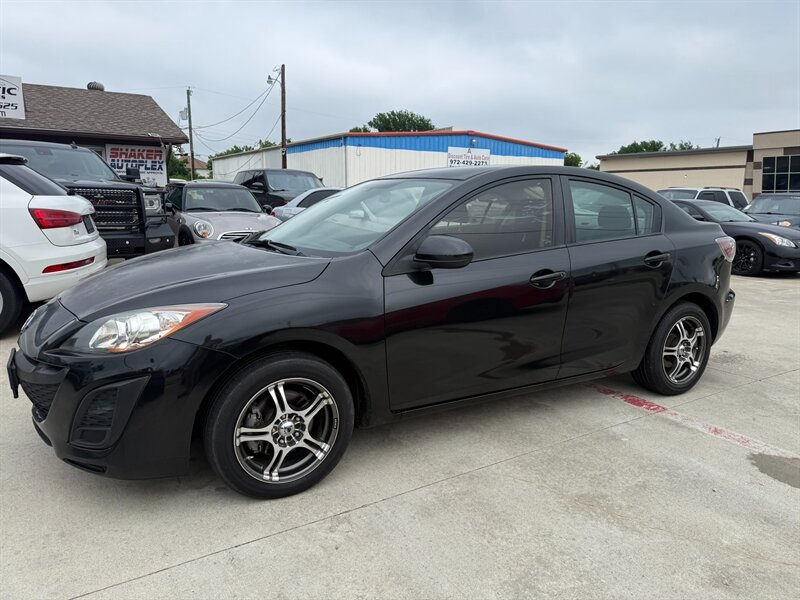 Black 2011 Mazda MAZDA3 i Touring Sedan Front-Wheel Drive 5-Speed Automatic