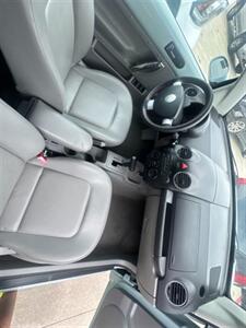 2006 Volkswagen New Beetle Convertible 2.5   - Photo 10 - Wylie, TX 75098