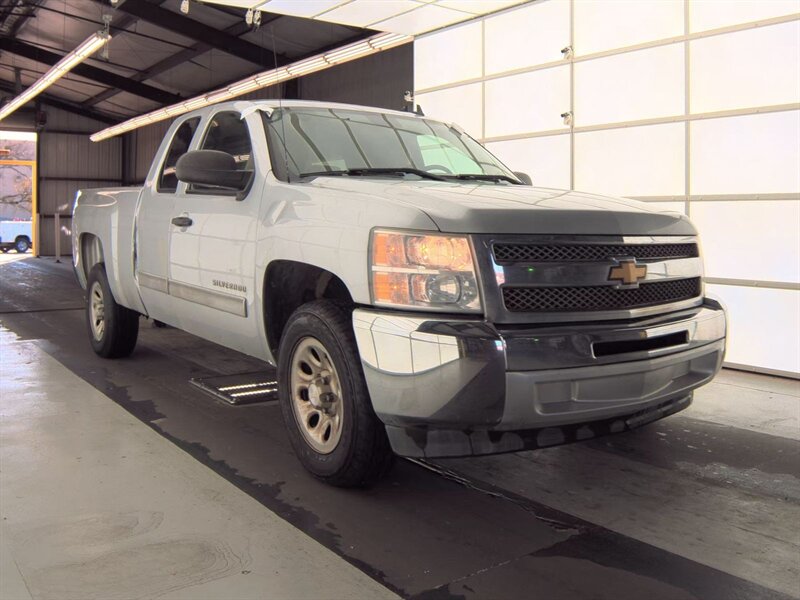 2013 Chevrolet Silverado 1500 LS   - Photo 1 - Wylie, TX 75098