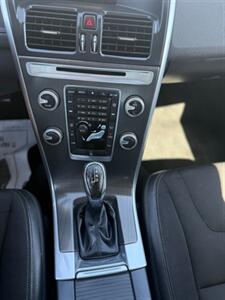 2015 Volvo XC60 T5 Drive-E   - Photo 5 - Wylie, TX 75098