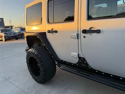 2012 Jeep Wrangler Unlimited Rubicon 4x4   - Photo 22 - Wylie, TX 75098