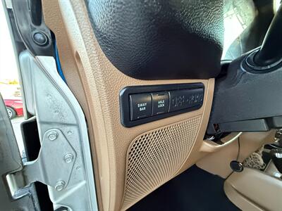 2012 Jeep Wrangler Unlimited Rubicon 4x4   - Photo 6 - Wylie, TX 75098