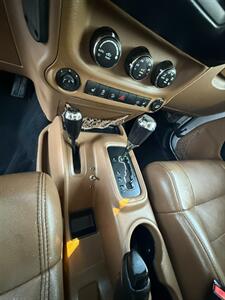 2012 Jeep Wrangler Unlimited Rubicon 4x4   - Photo 11 - Wylie, TX 75098