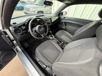 2013 Volkswagen Beetle 2.5L Entry PZEV   - Photo 2 - Wylie, TX 75098