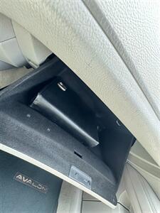 2011 Toyota Avalon Limited   - Photo 9 - Wylie, TX 75098