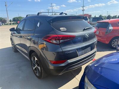 2017 Hyundai TUCSON Limited - Photo 9 - Wylie, TX 75098