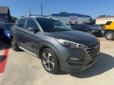 2017 Hyundai TUCSON Limited - Photo 2 - Wylie, TX 75098