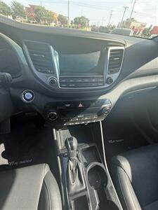 2017 Hyundai TUCSON Limited - Photo 7 - Wylie, TX 75098