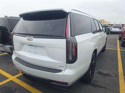 2021 Cadillac Escalade ESV Sport   - Photo 13 - Wylie, TX 75098
