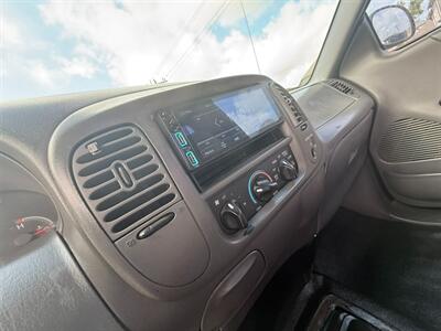 2004 Ford F-150 Heritage XL ONE OWNER CARFAX - Photo 21 - Wylie, TX 75098