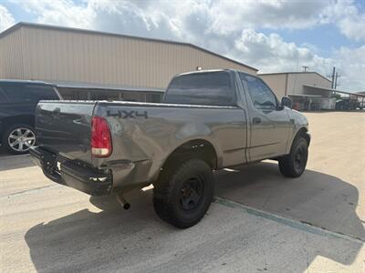 2004 Ford F-150 Heritage XL ONE OWNER CARFAX - Photo 13 - Wylie, TX 75098
