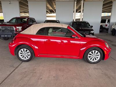 2019 Volkswagen Beetle Convertible 2.0T S   - Photo 19 - Wylie, TX 75098