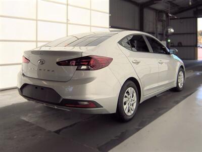 2019 Hyundai ELANTRA SE - Photo 9 - Wylie, TX 75098