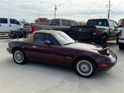 1995 Mazda MX-5 Miata M-Edition 1 OF 3500   - Photo 15 - Wylie, TX 75098
