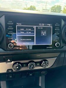 2021 Toyota Tacoma SR one Owner   - Photo 10 - Wylie, TX 75098