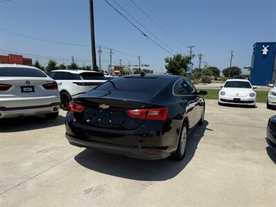2018 Chevrolet Malibu LT   - Photo 13 - Wylie, TX 75098