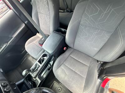 2017 Toyota Tacoma SR5 V6 4x4 - Photo 9 - Wylie, TX 75098