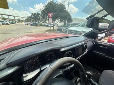 2017 Toyota Tacoma SR5 V6 4x4 - Photo 6 - Wylie, TX 75098