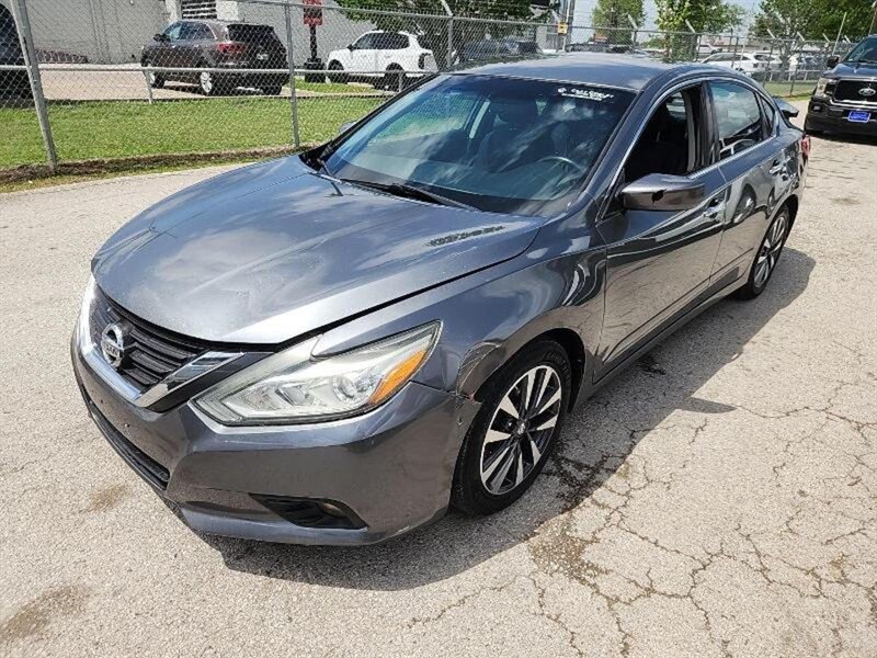 2016 Nissan Altima 2.5 SV   - Photo 1 - Wylie, TX 75098