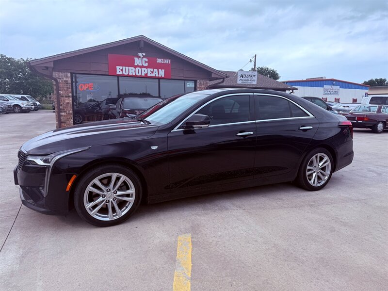 2020 Cadillac CT4 Luxury's photo