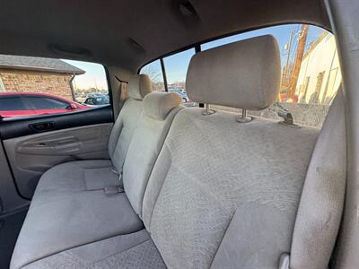 2005 Toyota Tacoma PreRunner V6 - Photo 19 - Wylie, TX 75098