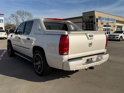 2008 Cadillac Escalade EXT   - Photo 4 - Wylie, TX 75098