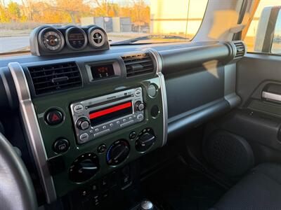 2014 Toyota FJ Cruiser 4x4 50000 MILES   - Photo 45 - Wylie, TX 75098