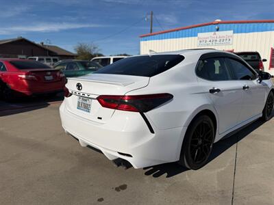 2020 Toyota Camry SE LOW MAINTENANCE !! - Photo 39 - Wylie, TX 75098