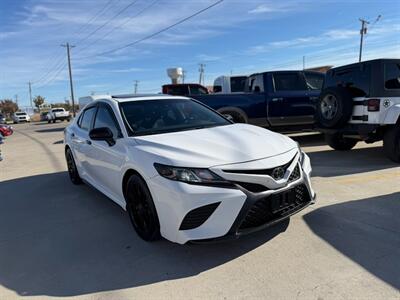 2020 Toyota Camry SE LOW MAINTENANCE !! - Photo 13 - Wylie, TX 75098