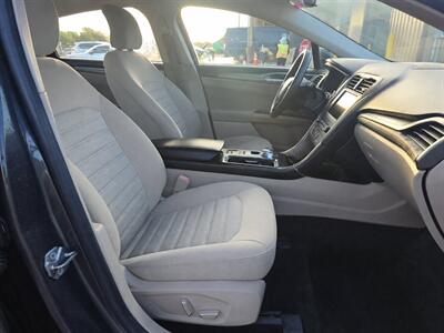 2018 Ford Fusion SE - Photo 2 - Wylie, TX 75098