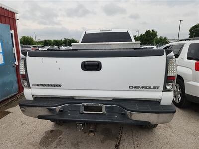 2005 Chevrolet Silverado 2500HD LS   - Photo 11 - Wylie, TX 75098