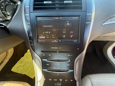 2013 Lincoln MKZ   - Photo 11 - Wylie, TX 75098