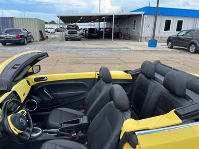 2014 Volkswagen Beetle Convertible 1.8T PZEV - Photo 2 - Wylie, TX 75098
