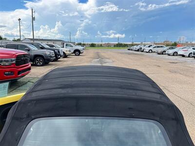 2014 Volkswagen Beetle Convertible 1.8T PZEV - Photo 5 - Wylie, TX 75098