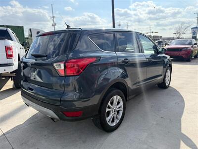2019 Ford Escape SE   - Photo 9 - Wylie, TX 75098
