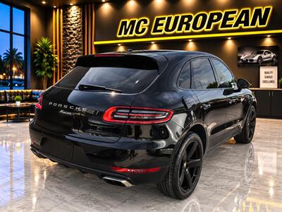 2017 Porsche Macan   - Photo 4 - Wylie, TX 75098