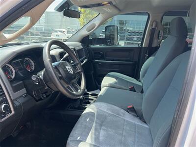 2018 RAM 3500 DUALLY • 6.7L CUMMINS DIESEL AISIN AS69RC   - Photo 2 - Wylie, TX 75098
